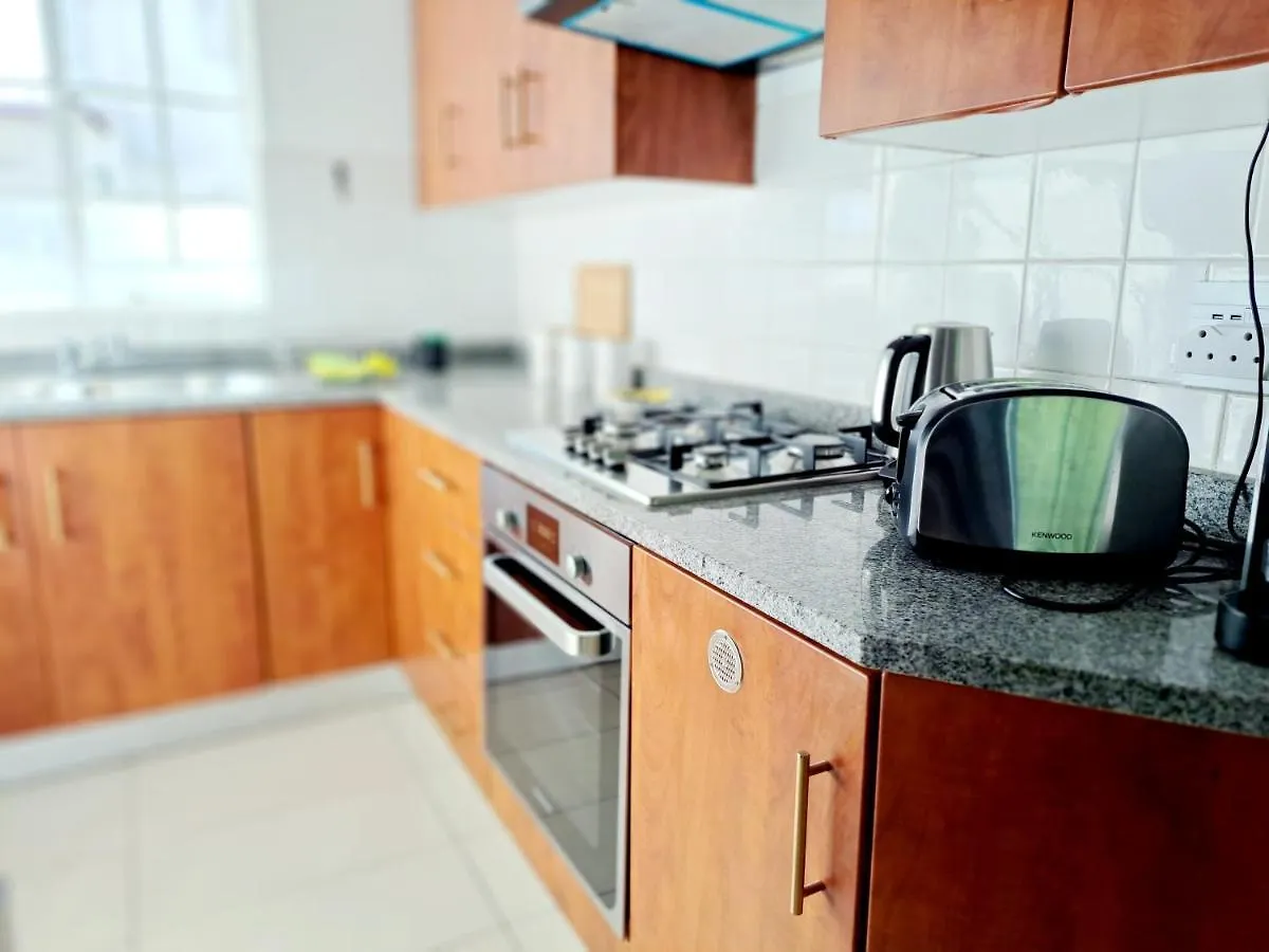 Secure And Modern 2Bed Apartment In Cape Towns Charming Rondebosch Südafrika